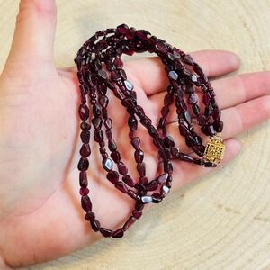VTG red Garnet triple strand Necklace beads genuine Natural stone Choker 16"